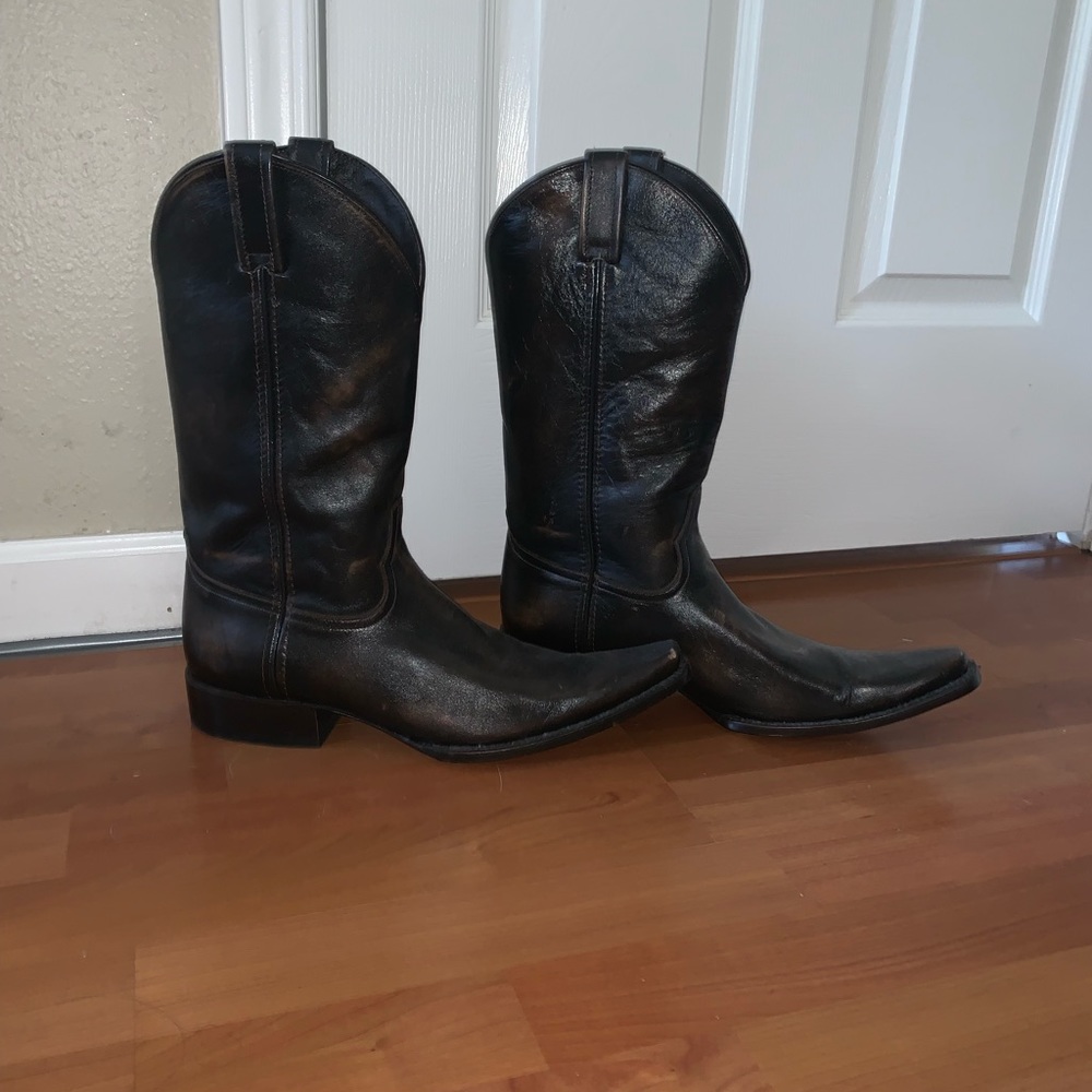 Men’s cowboy boots